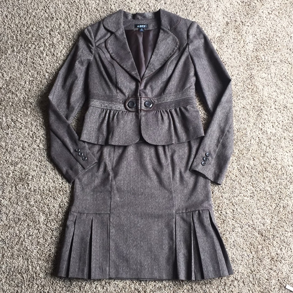 A.BYER NEW Women’s Suit Skirt(Sz 5) Blazer(Sz M)